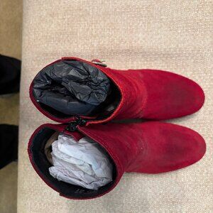 Red Wolky suede women boots